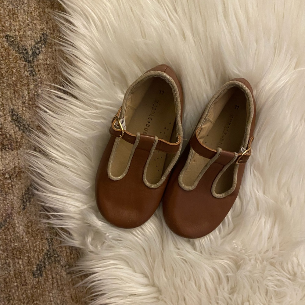 Hubble + Duke cognac brown t-strap Mary Janes